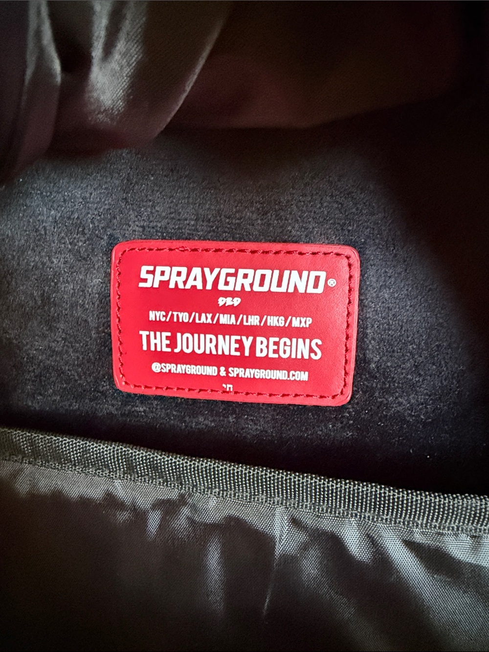 SPRAYGROUND CHECKERED SHARK IN PARIS BACKPACK - Picture 6 of 10